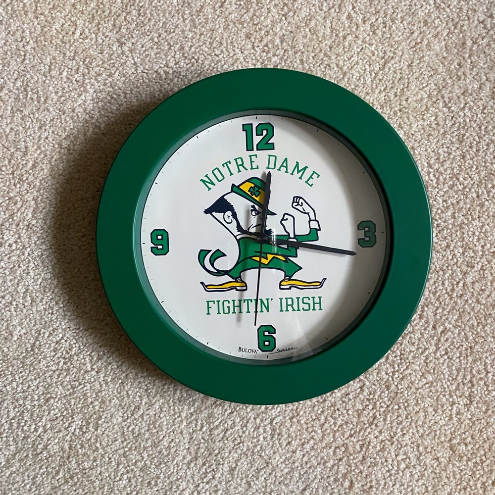 Notre Dame Clock - Picture 6 of 6